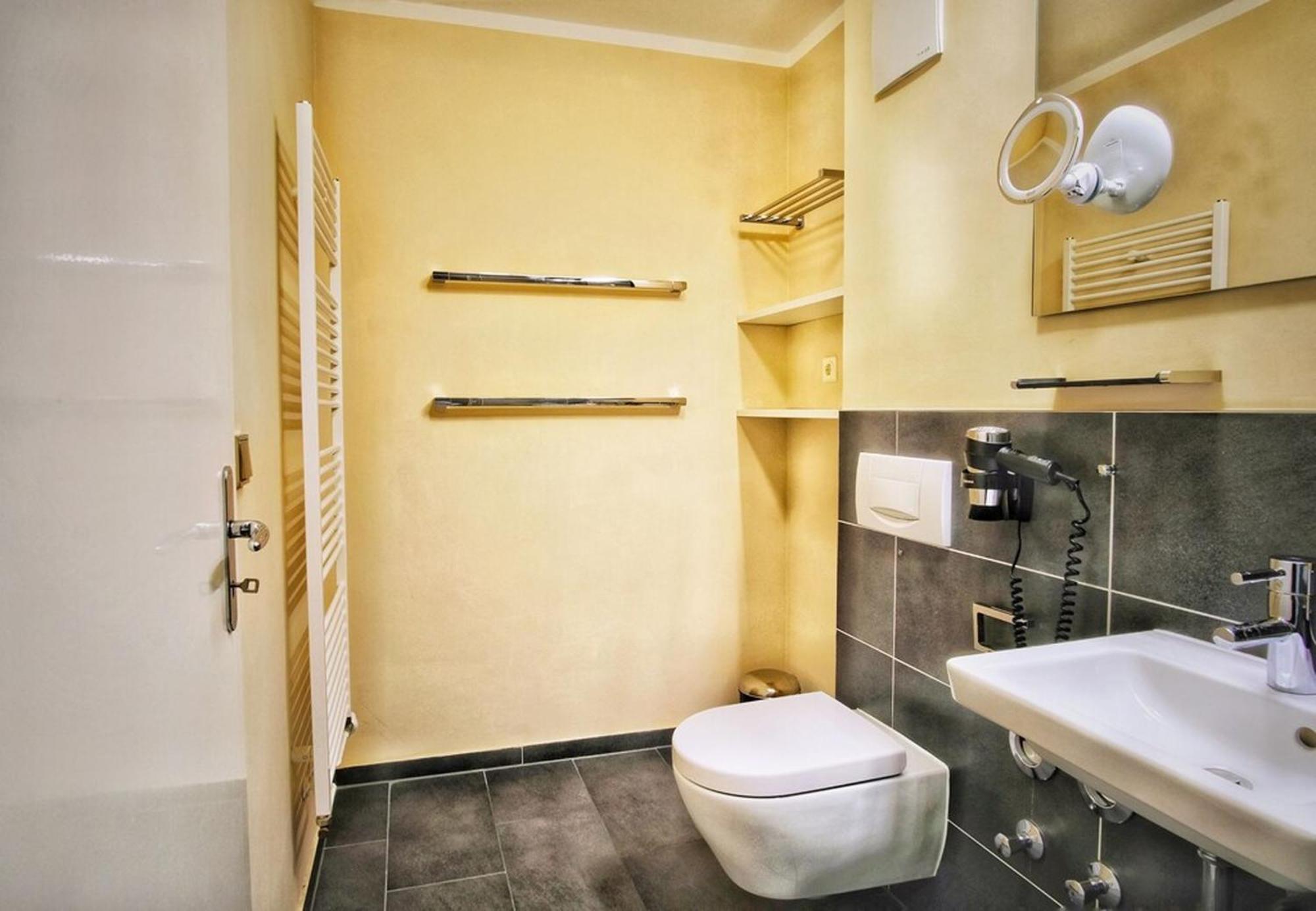 Apartament Haus Volksbank By Rujana Binz Zewnętrze zdjęcie